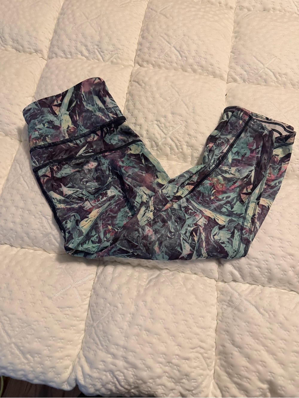 Lululemon Printed Active Capri leggings in Teal Mix